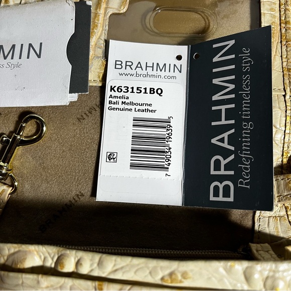 BRAHMIN AMELIA LEATHER CROSSBODY With Built In Wallet - Picture 17 of 17